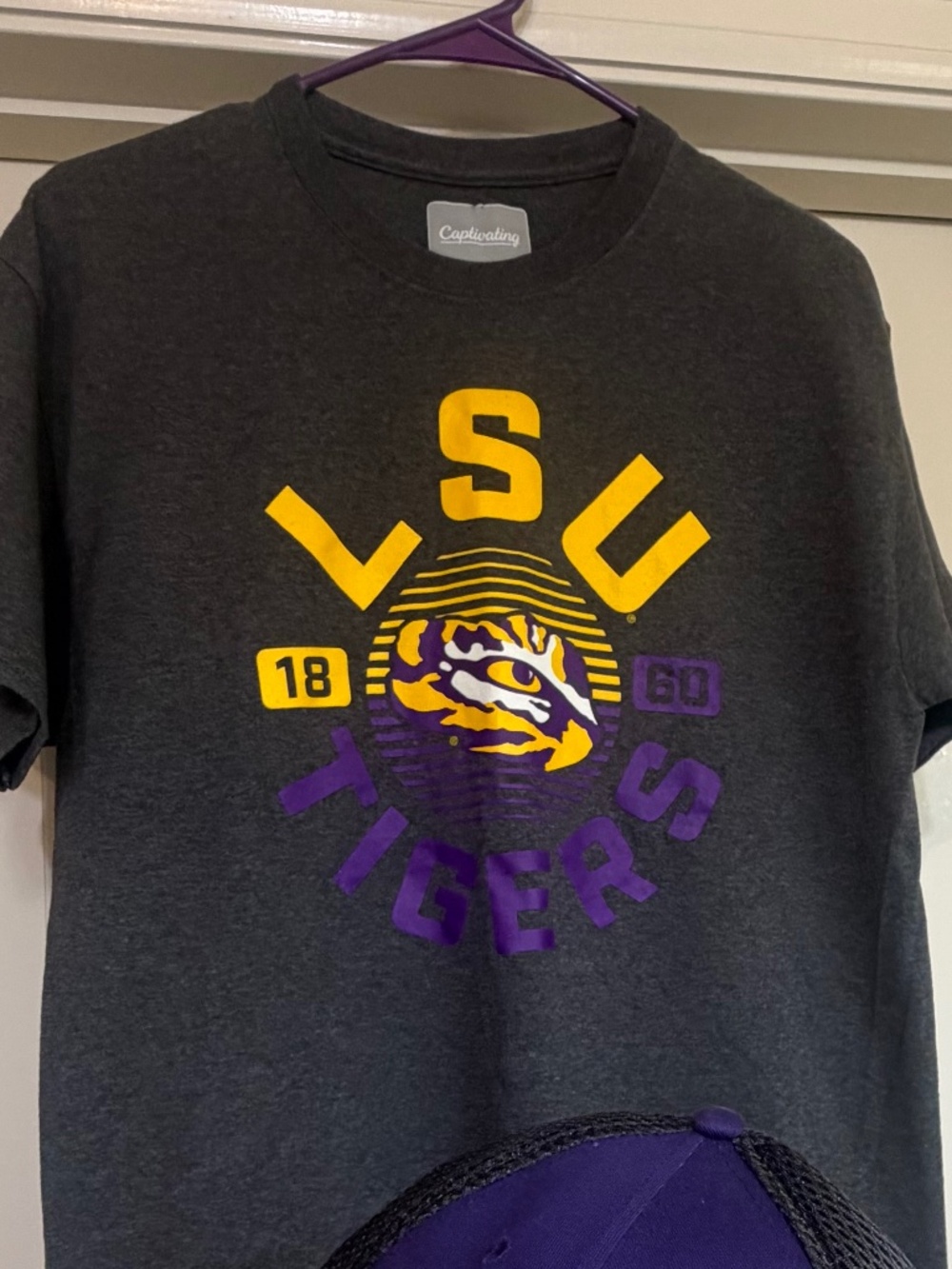 LSU Short sleeve T-shirt adult size medium